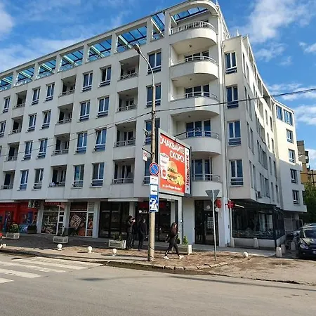 Апартамент Colonel 947